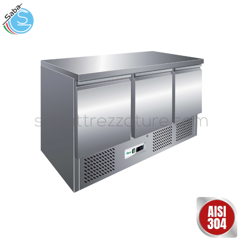 OFFERTA: Saladette refrigerata in Acciaio Inox AISI 304 - 3 Porte - Temperatura di lavoro : +2°C/+8°C - Dimensioni esterne 1365 x 700 x 850(h) mm - Assorbimento 235 W - Alimentazione Monofase