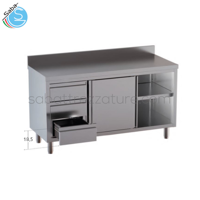 OFFERTA: Tavolo armadiato in acciaio inox 18/10 AISI 304 attrezzato con porte scorrevoli con 3 cassetti sx e alzatina - Dimensioni esterne: cm 180x70x85H - Peso: Kg 116