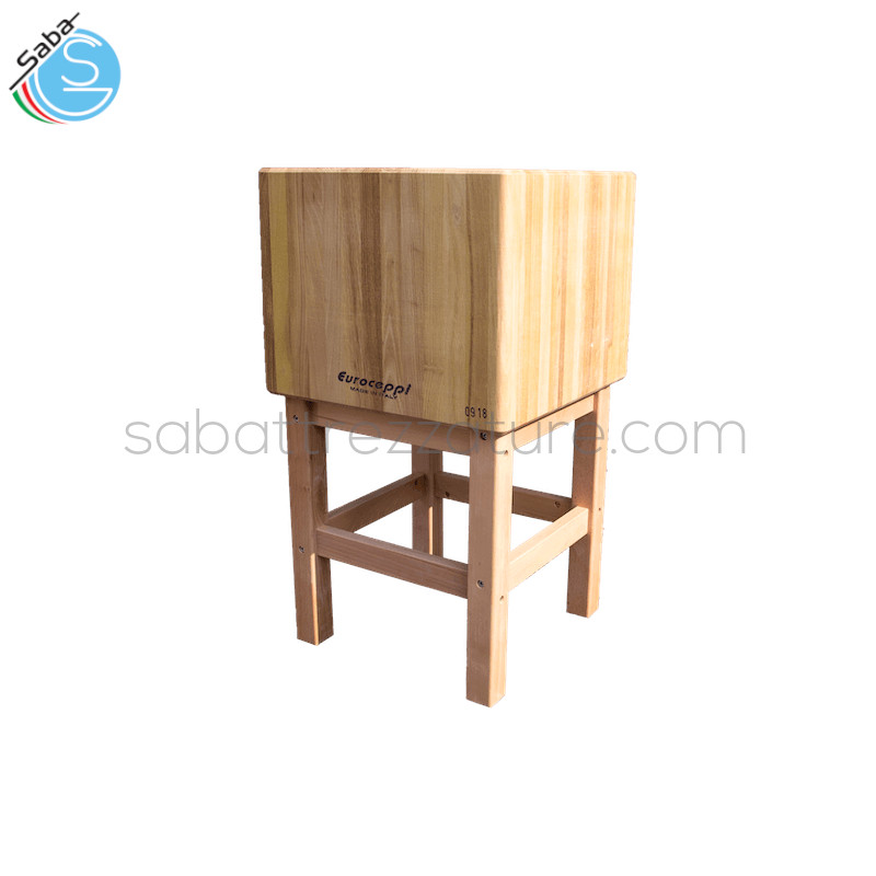 OFFERTA: Ceppo in legno di robinia con sgabello in legno altezza totale da terra 90 cm - Dimensioni ceppo : 70x70x40H cm