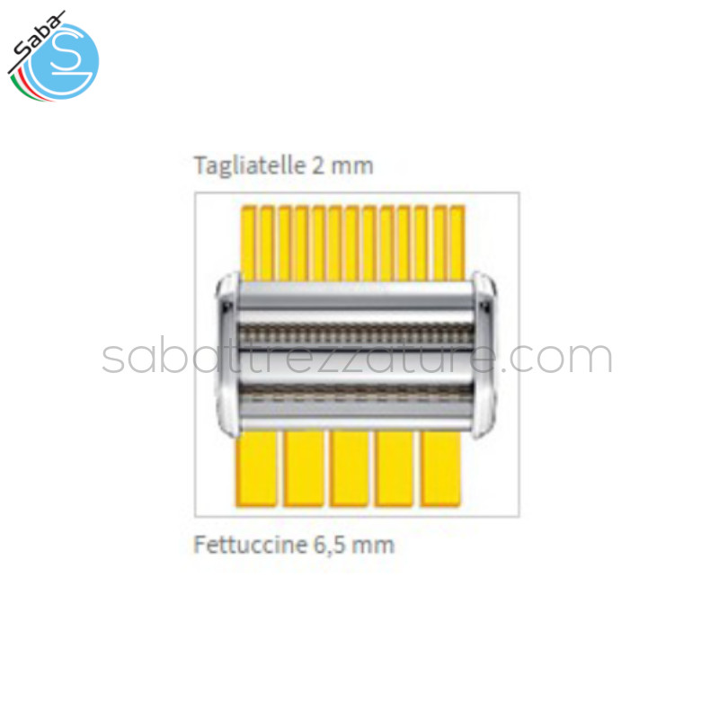 OFFERTA: Accessorio per il taglio della pasta in 2 formati: tagliatelle (2 mm) e fettuccine (6,5 mm).